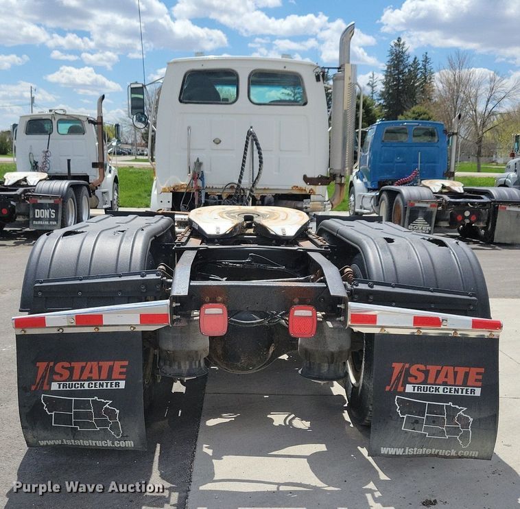 image for item LD9008 2006 Sterling LT9500 semi truck