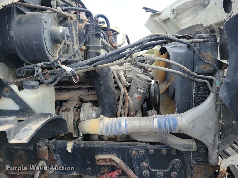 image for item LD9008 2006 Sterling LT9500 semi truck