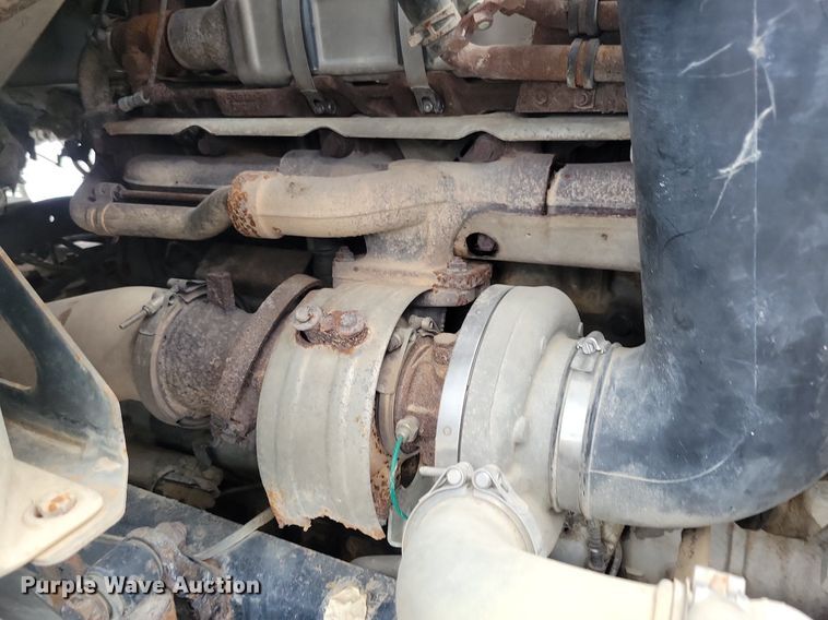 image for item LD9008 2006 Sterling LT9500 semi truck