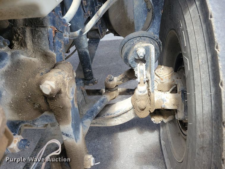 image for item LD9009 2009 Sterling A9500 semi truck