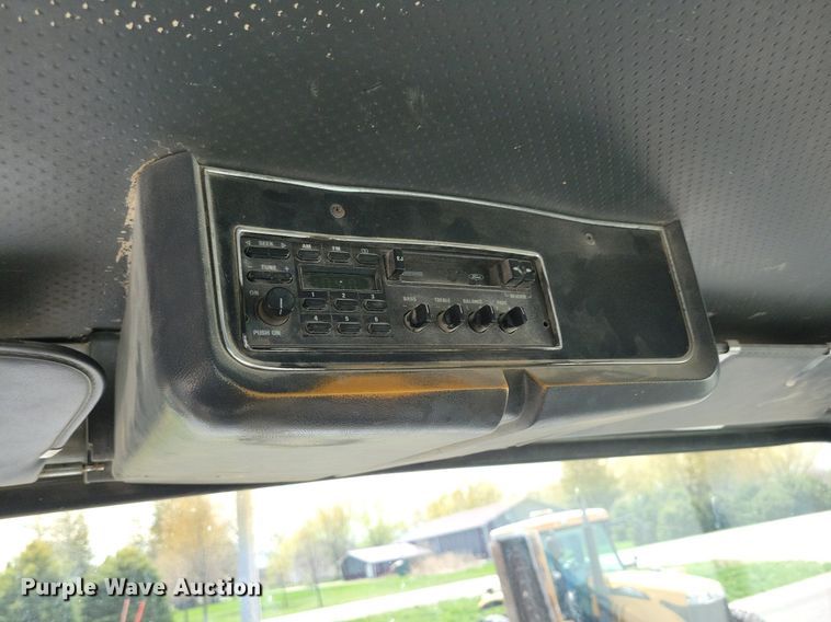 image for item LD9010 1989 Ford Aeromax L9000 semi truck