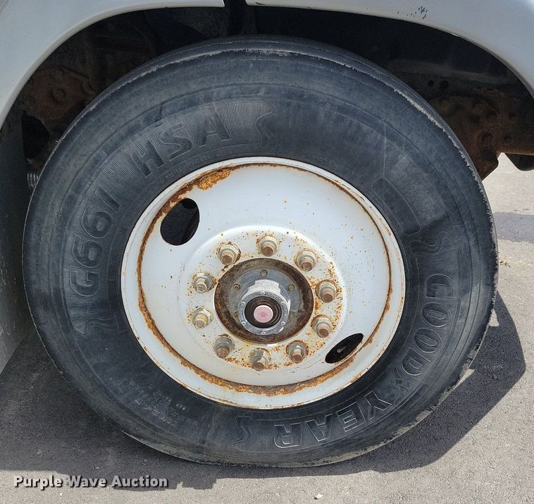 image for item LD9010 1989 Ford Aeromax L9000 semi truck