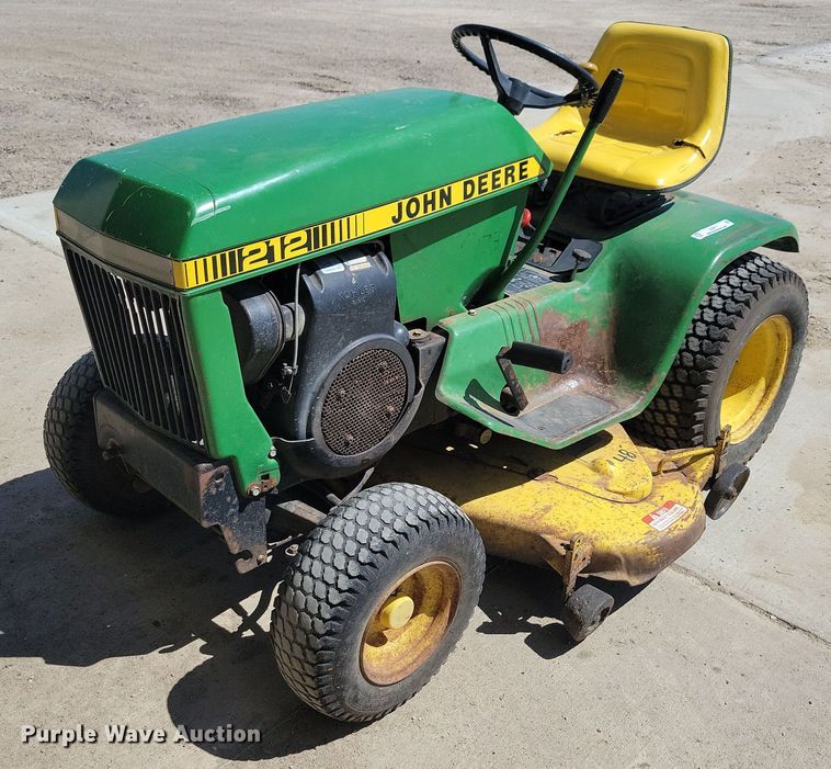 image for item LD9011 John Deere 212 lawn mower