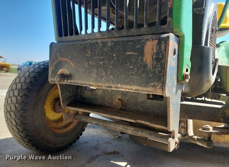 image for item LD9011 John Deere 212 lawn mower