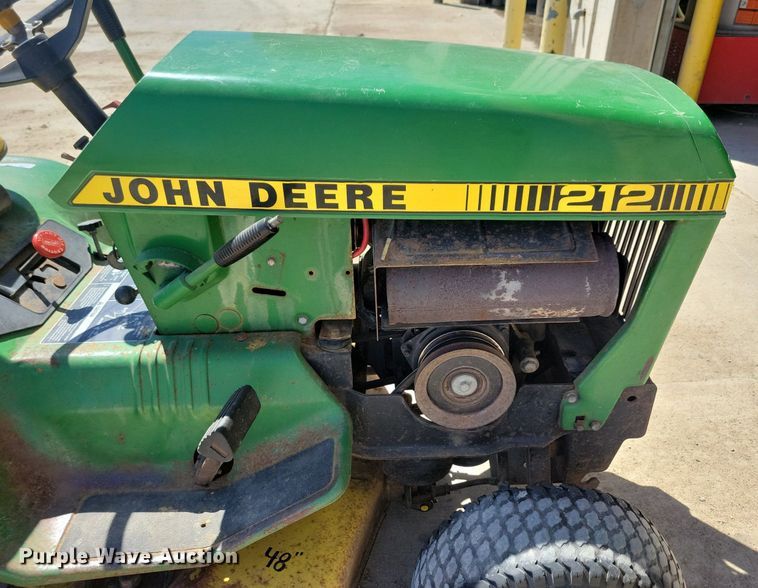 image for item LD9011 John Deere 212 lawn mower
