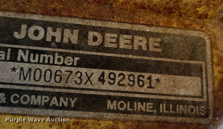 image for item LD9011 John Deere 212 lawn mower