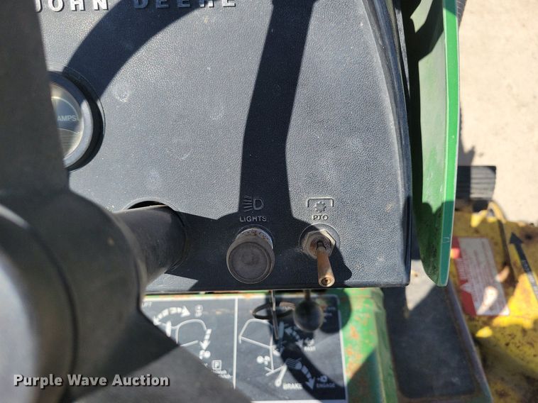 image for item LD9011 John Deere 212 lawn mower