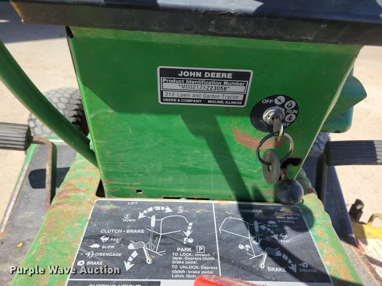 image for item LD9011 John Deere 212 lawn mower