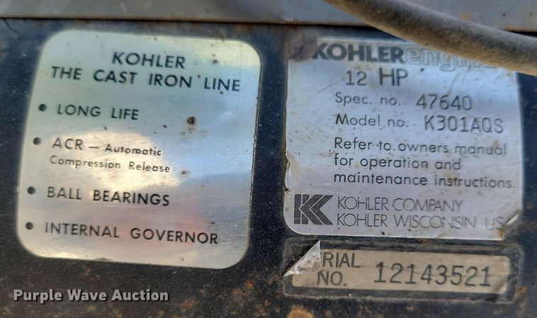 image for item LD9011 John Deere 212 lawn mower