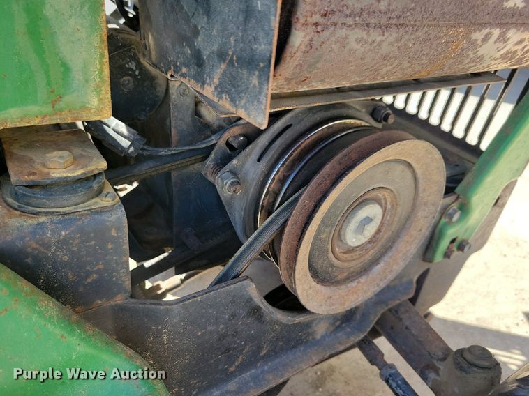 image for item LD9011 John Deere 212 lawn mower