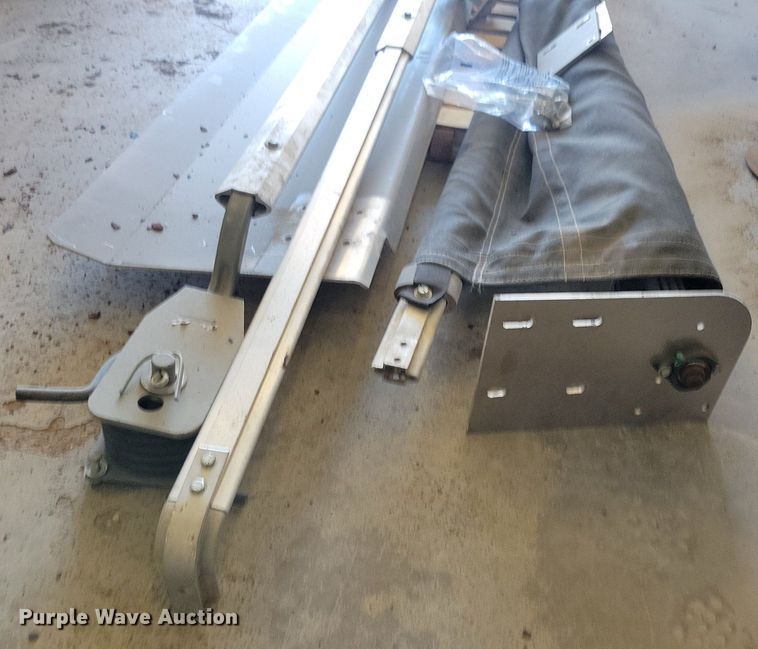 image for item LD9012 Truck and trailer parts