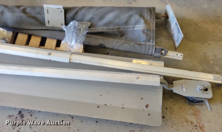 image for item LD9012 Truck and trailer parts