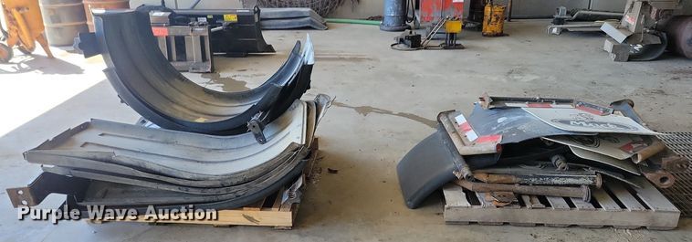 image for item LD9012 Truck and trailer parts