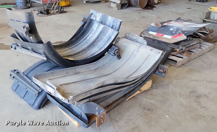 image for item LD9012 Truck and trailer parts