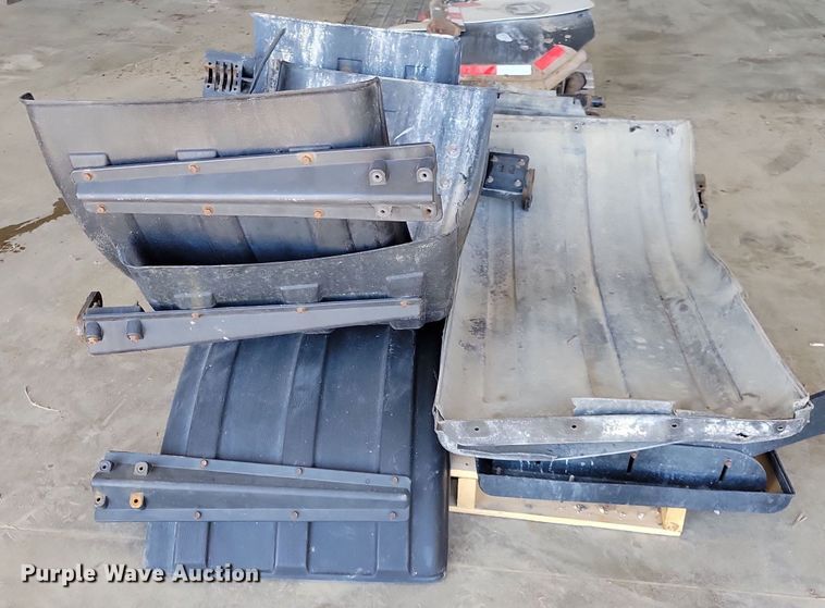 image for item LD9012 Truck and trailer parts