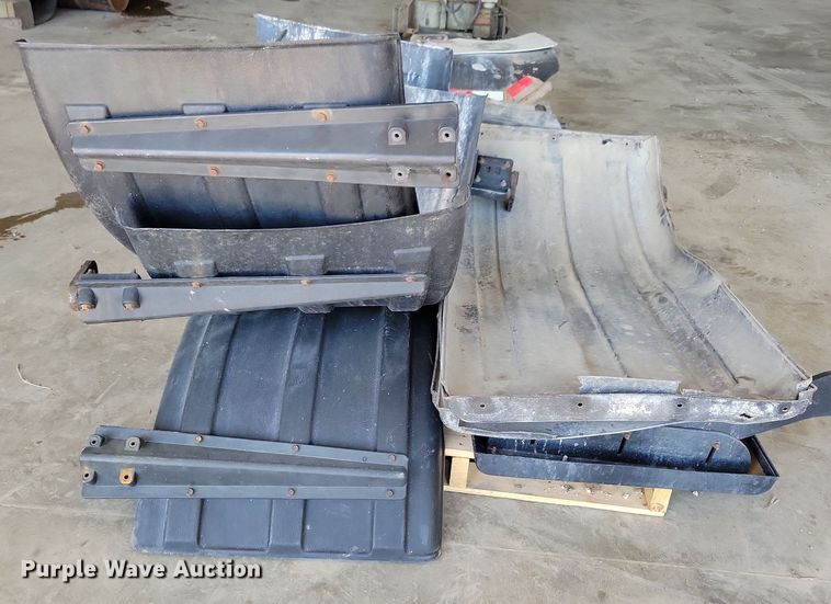 image for item LD9012 Truck and trailer parts