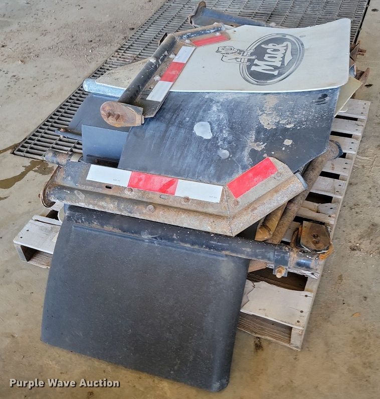 image for item LD9012 Truck and trailer parts