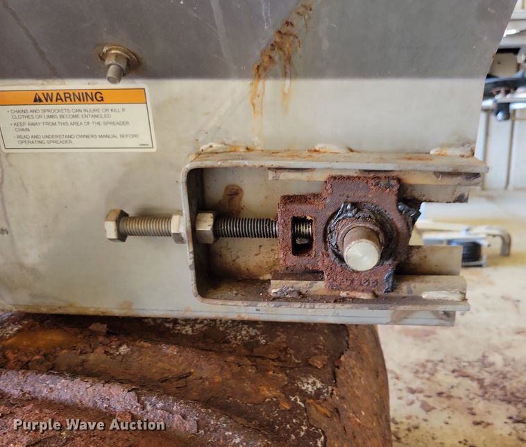 image for item LD9013 Salt Dogg spreader