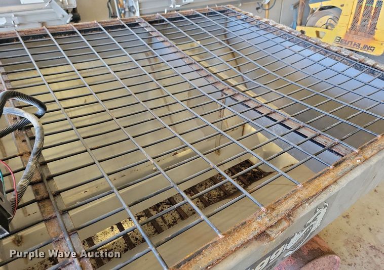 image for item LD9013 Salt Dogg spreader