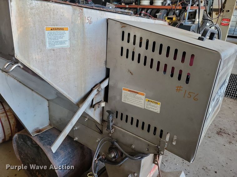 image for item LD9013 Salt Dogg spreader