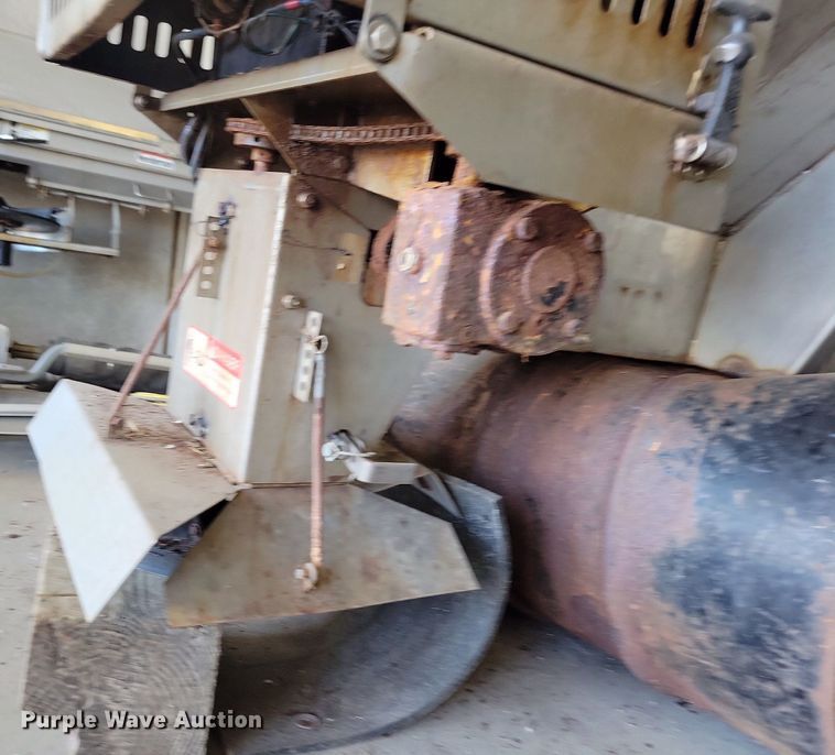 image for item LD9013 Salt Dogg spreader