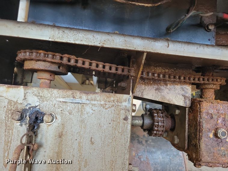 image for item LD9013 Salt Dogg spreader