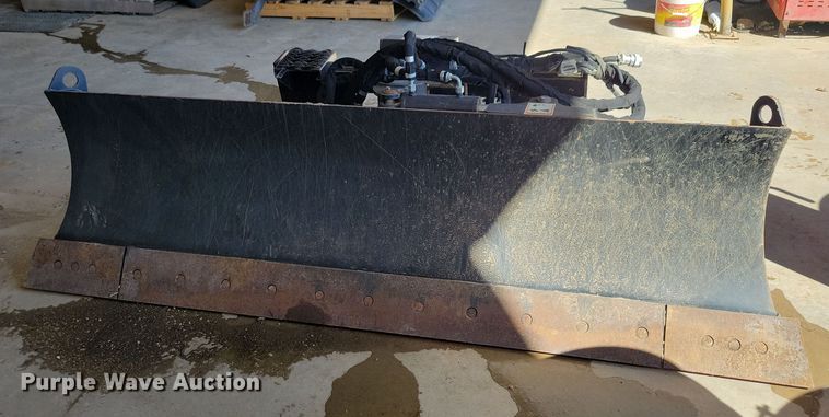 image for item LD9015 2011 Caterpillar  92