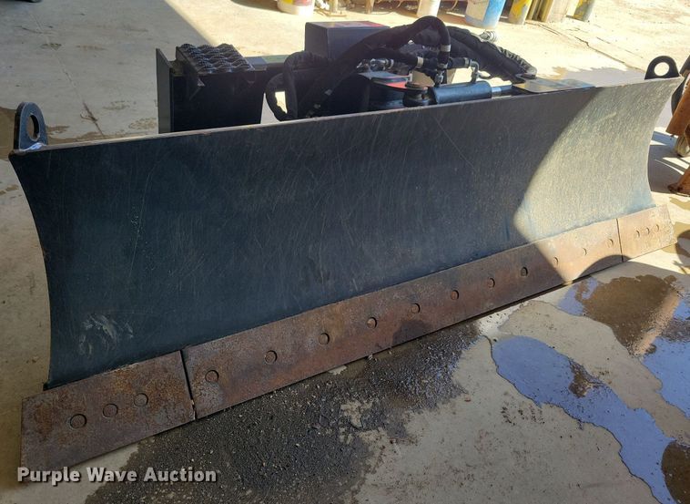 image for item LD9015 2011 Caterpillar  92