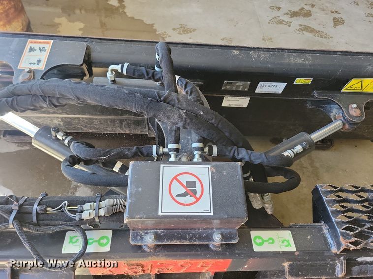 image for item LD9015 2011 Caterpillar  92