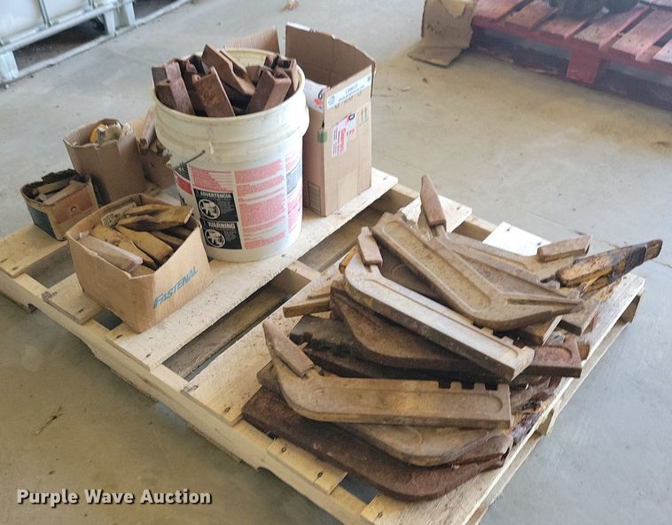 image for item LD9017 Motor grader parts