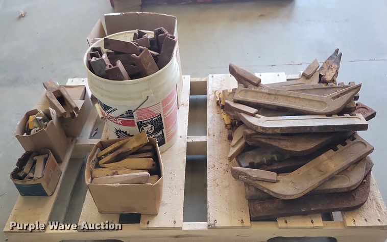 image for item LD9017 Motor grader parts