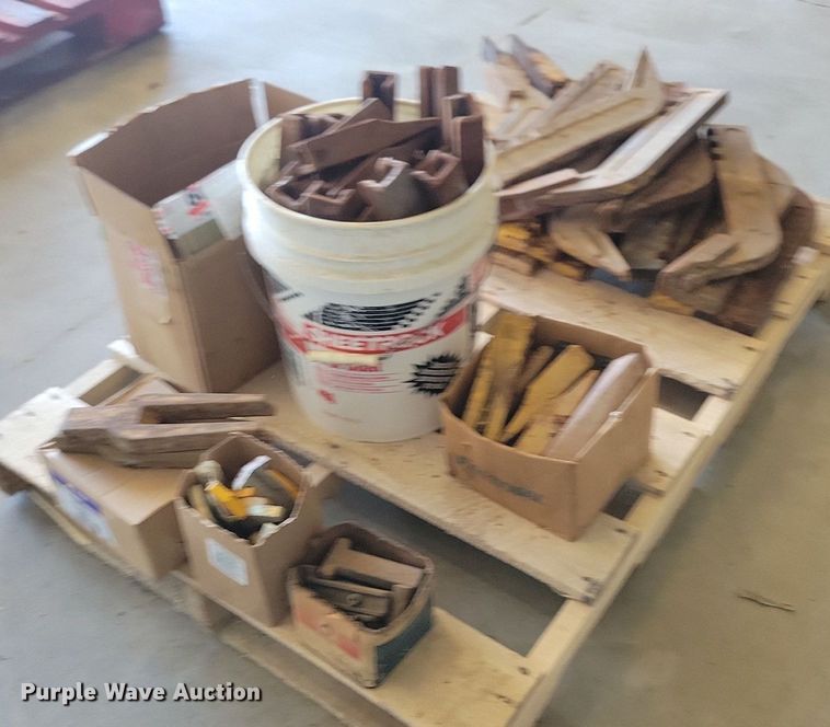 image for item LD9017 Motor grader parts