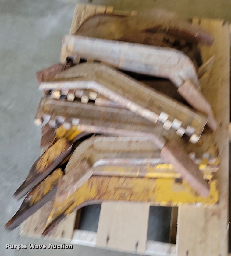 image for item LD9017 Motor grader parts