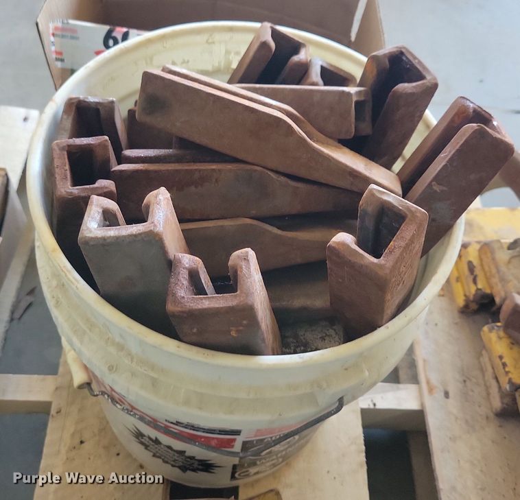 image for item LD9017 Motor grader parts