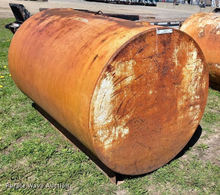 image for item LD9019 (2) fuel tanks