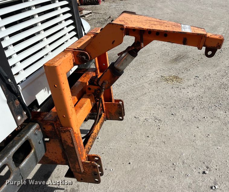 image for item LD9404 2000 International 4900 dump truck