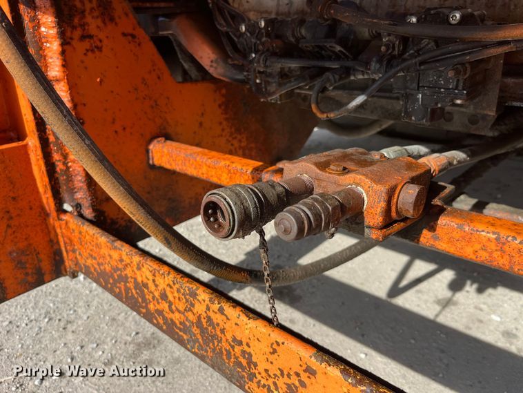 image for item LD9404 2000 International 4900 dump truck