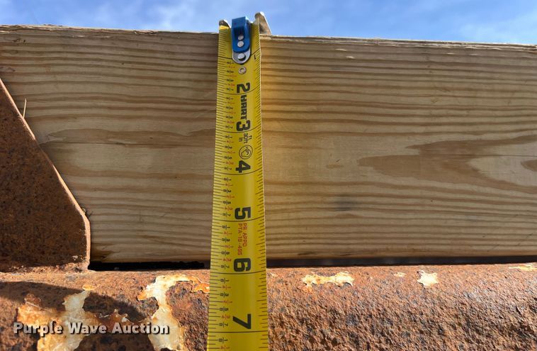 image for item LD9404 2000 International 4900 dump truck