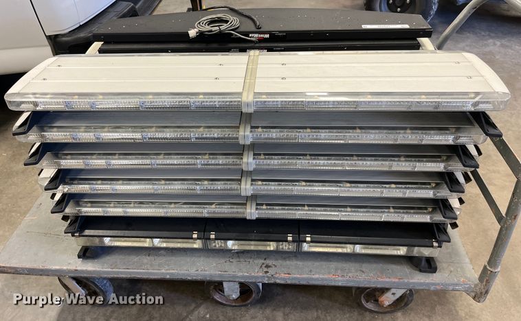 image for item LD9420 Emergency vehicle lights