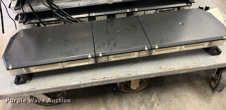 image for item LD9420 Emergency vehicle lights