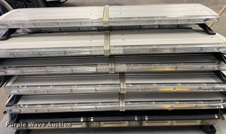 image for item LD9420 Emergency vehicle lights