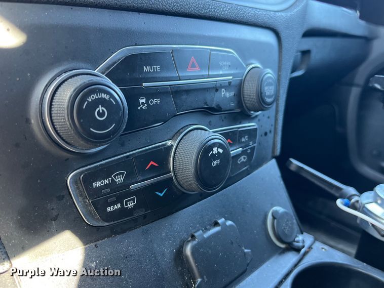 image for item LD9426 2018 Dodge Charger Police 