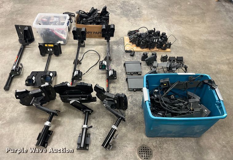 image for item LD9429 Law enforcement equipment 