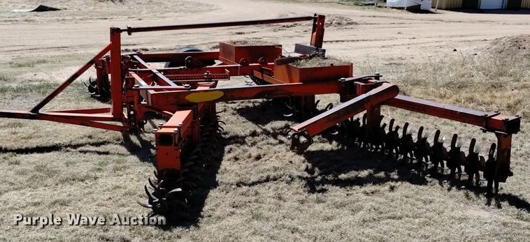 image for item LN9988 Richardson MTB mulch treader picker