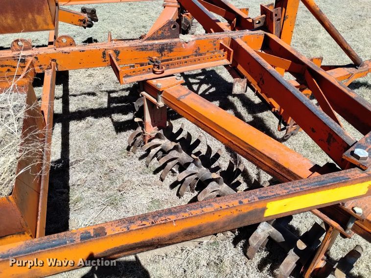 image for item LN9988 Richardson MTB mulch treader picker