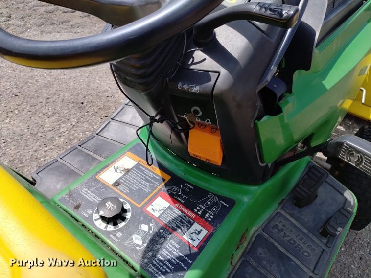 image for item LO9008 John Deere  345 lawn mower