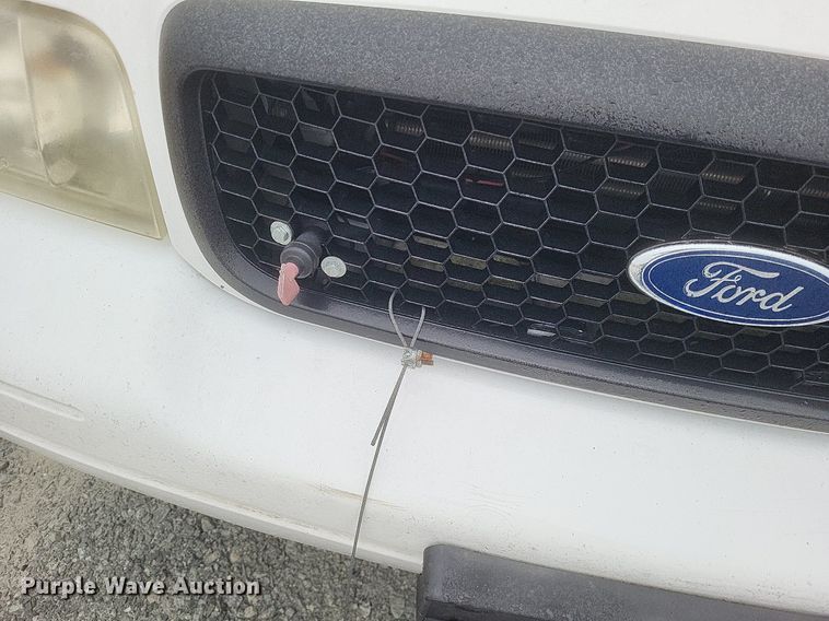 image for item MI9919 2009 Ford Crown Victoria Police Interceptor  