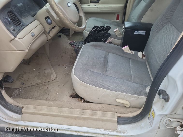 image for item MI9919 2009 Ford Crown Victoria Police Interceptor  