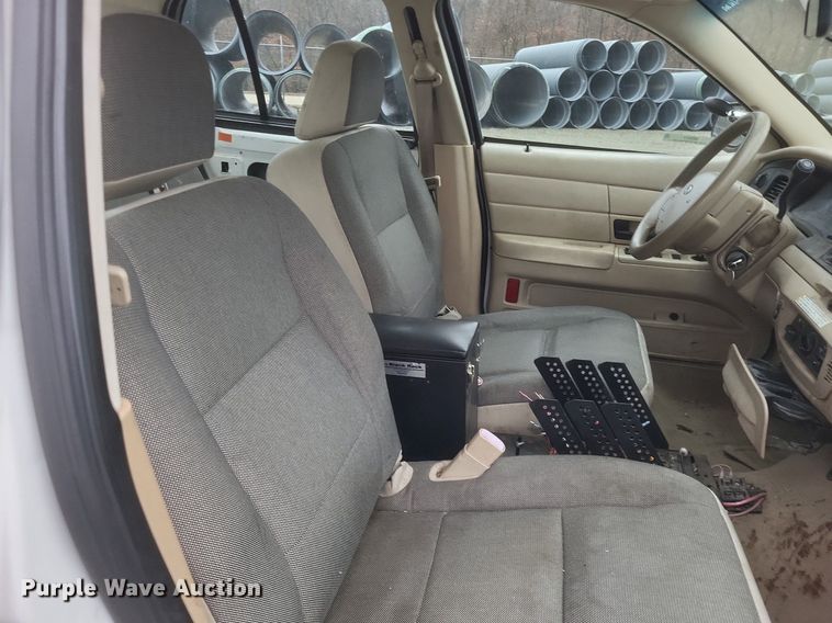 image for item MI9919 2009 Ford Crown Victoria Police Interceptor  