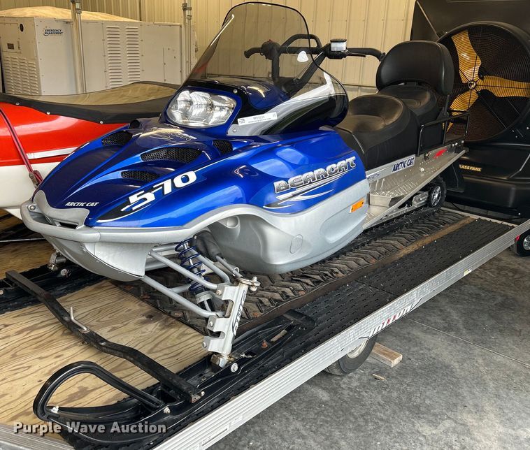 image for item MO9234 2007 Arctic Cat Bearcat 570 snowmobile